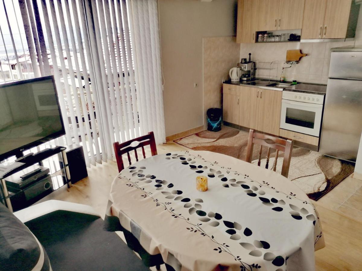 Apartment Daiv Сапарева Баня Екстер'єр фото